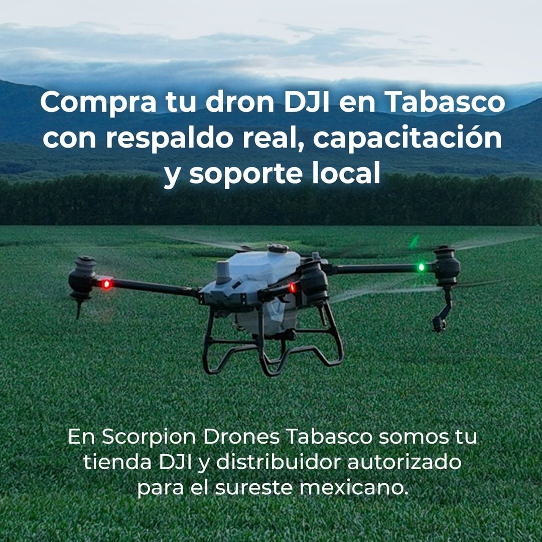 Venta de drones en Tabasco: dron fumigador en operación sobre campo verde al atardecer.